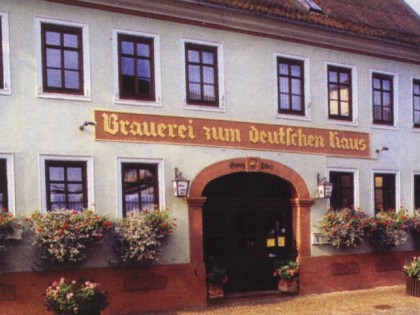 照片: Zum Deutschen Haus